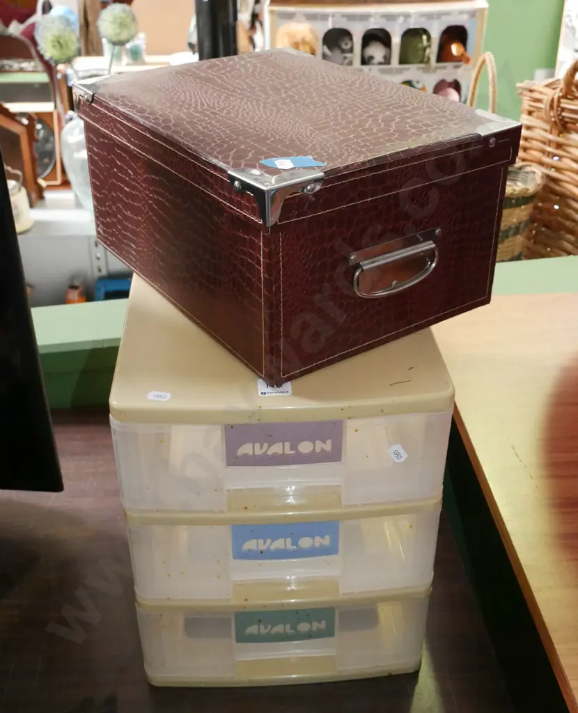  small set of drawers, faux snakeskin storage box Image 1++