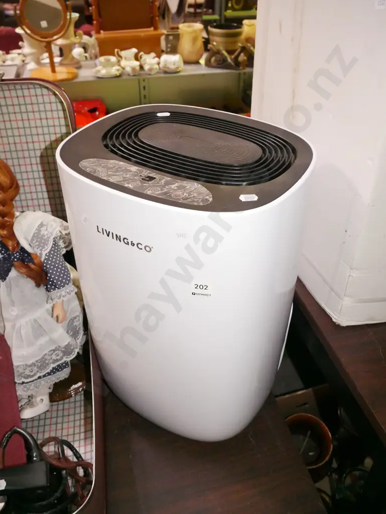 Living & Co dehumidifier Image 1++
