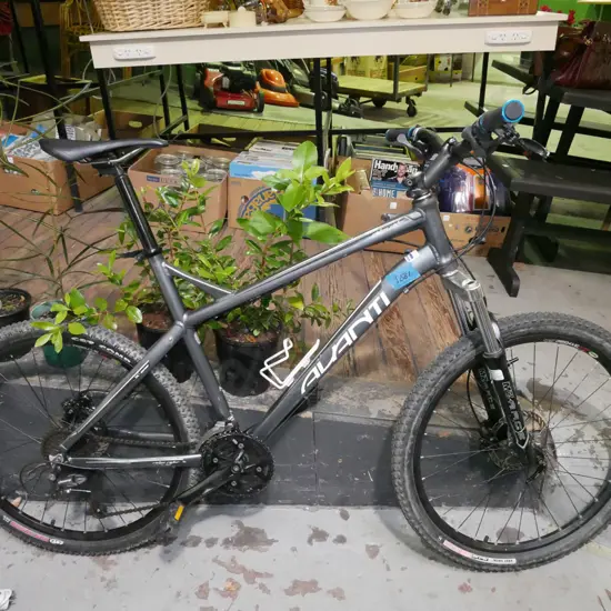 Avanti Ridge Rider mountain bike