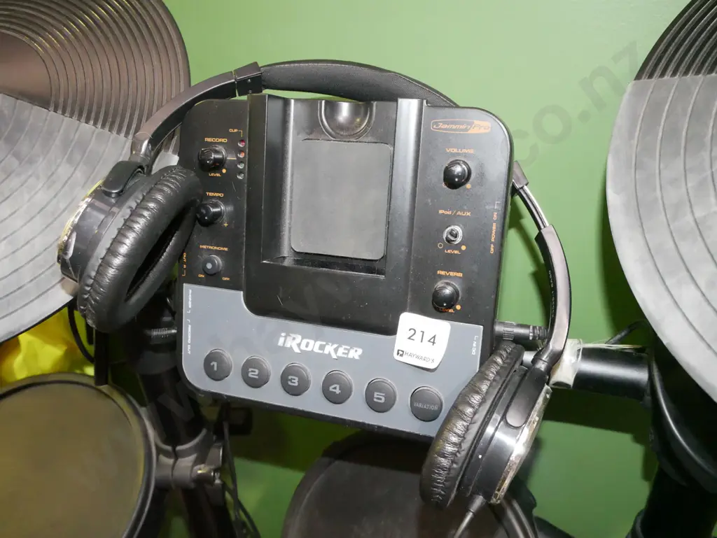 iRocker electronic drum kit - in working order Image 1++