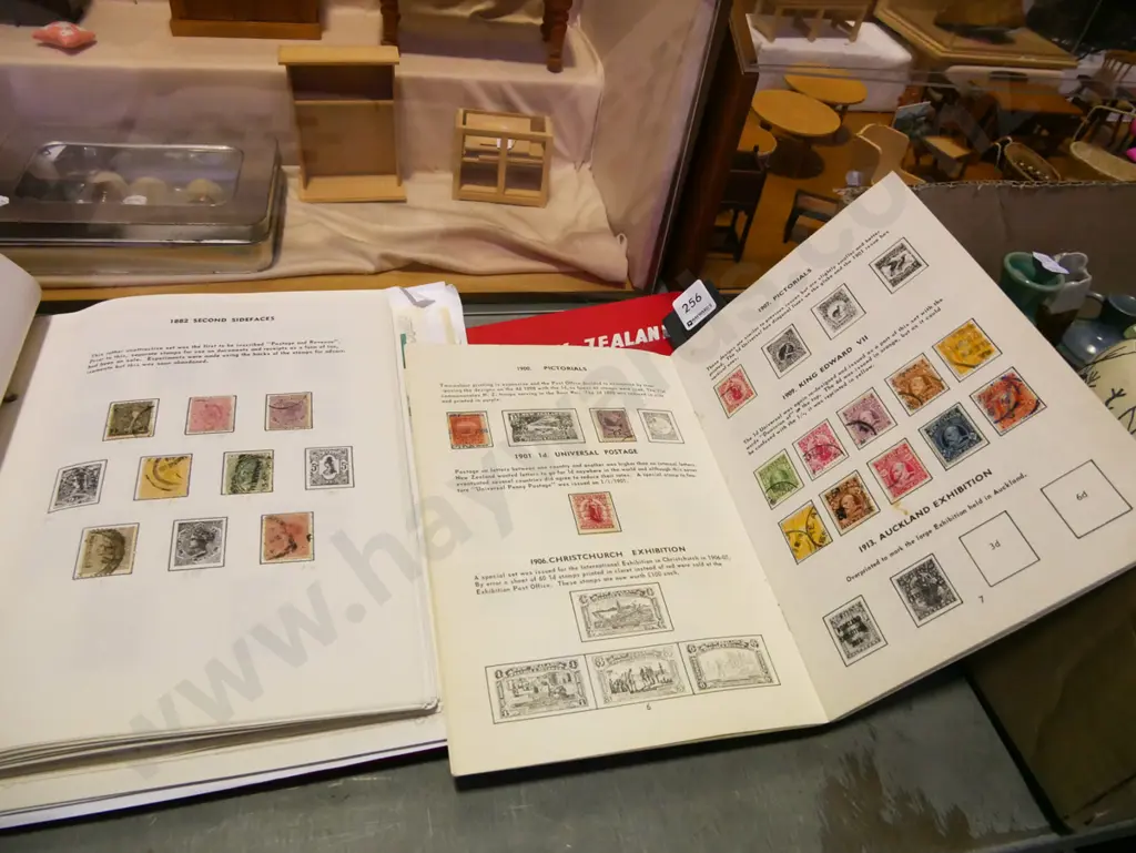 stamp albums Image 1++