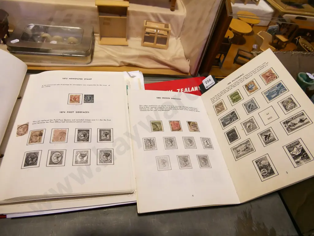 stamp albums Image 1++