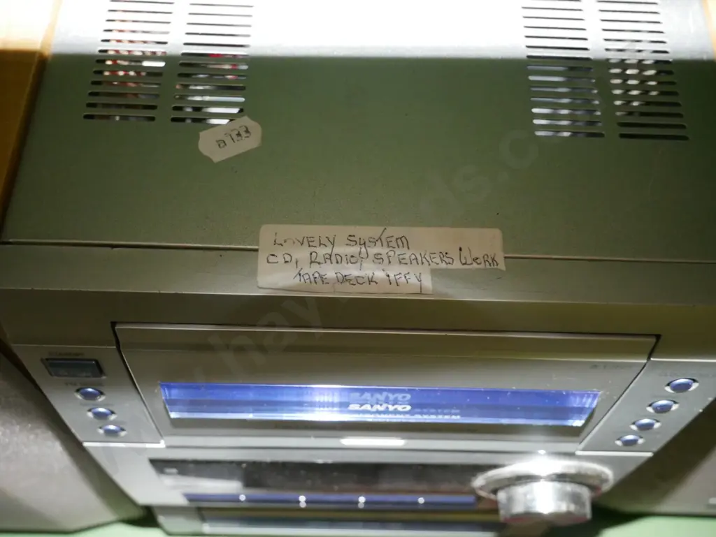 Sanyo mini system Image 1++