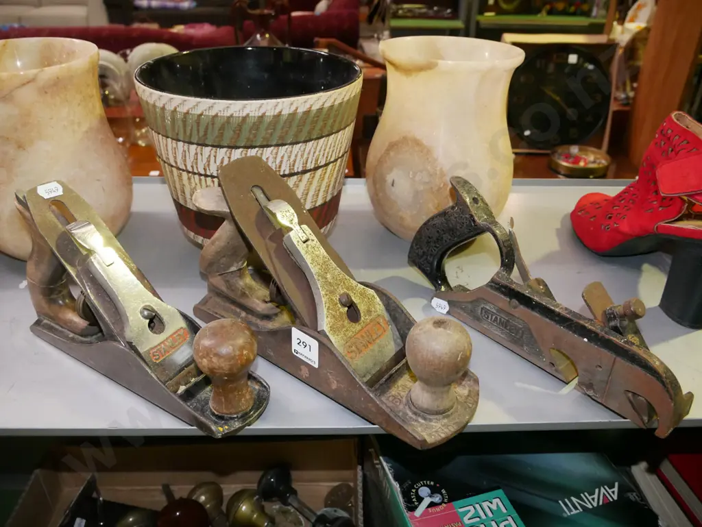 3x rusty hand planes Image 1++