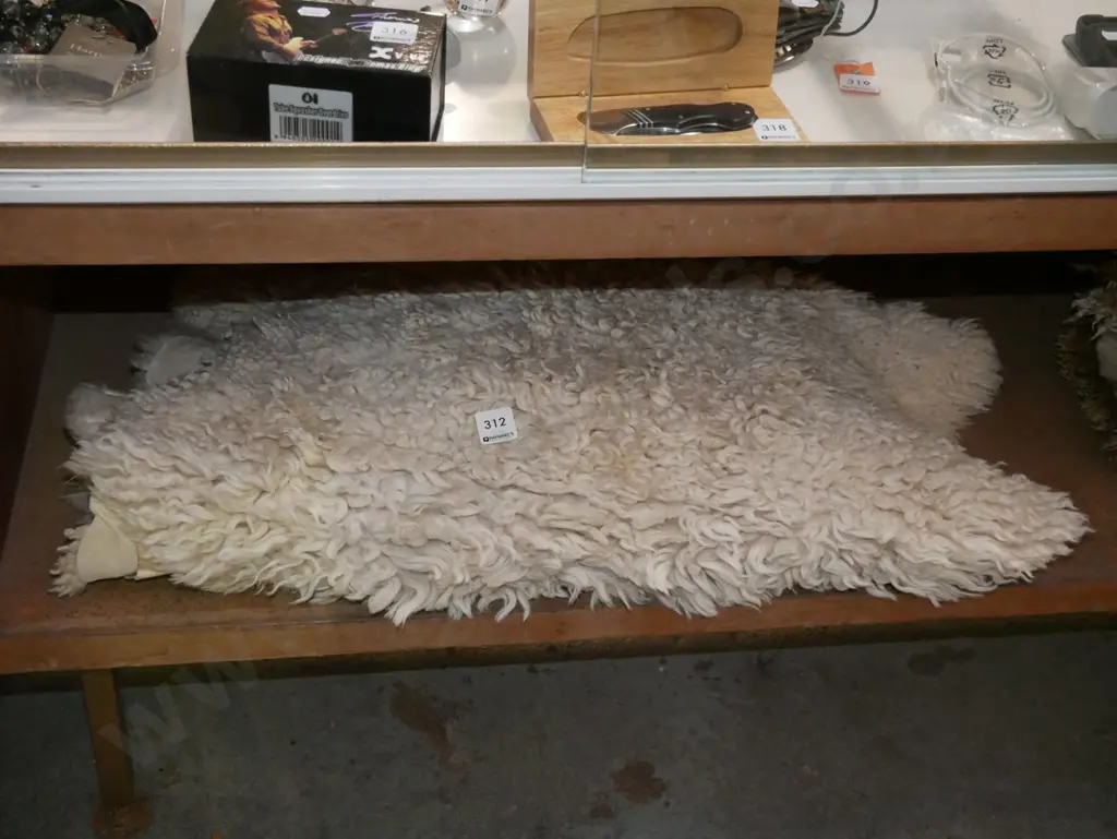 sheepskin Image 1++