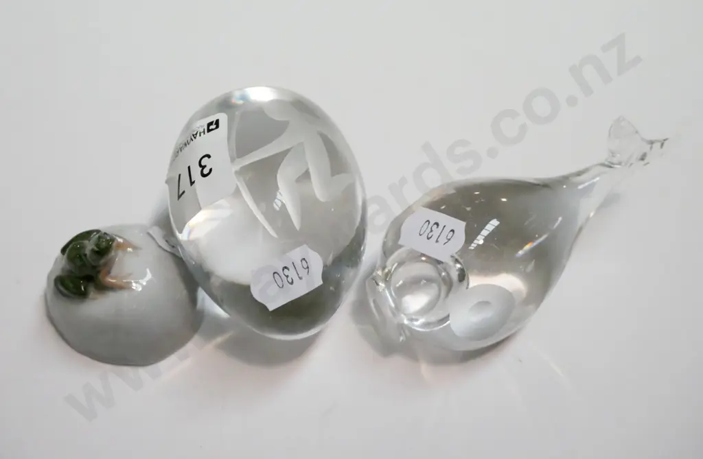 small Royal Copenhagen ornamental frog, 2x glass paperweights Image 1++