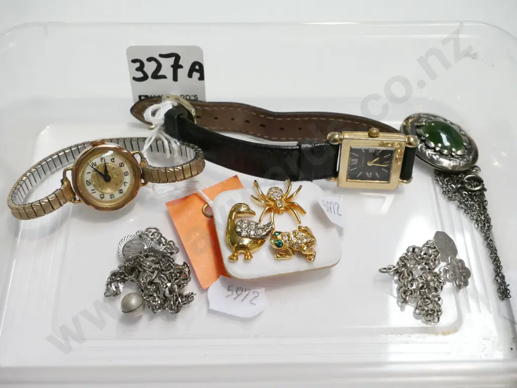 tray of costume jewellery and wristwatches Image 1++