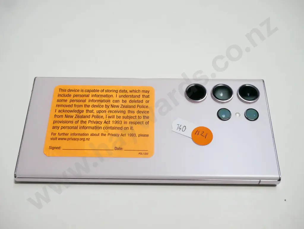 Samsung phone  - As Is No Returns Image 1++