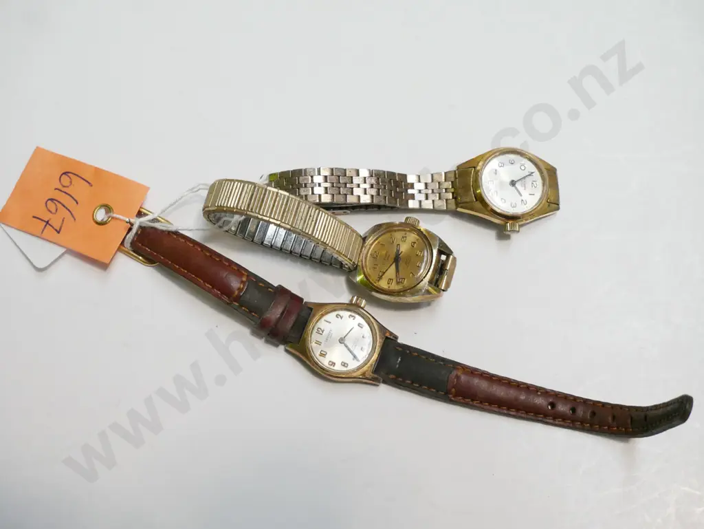3x wristwatches Image 1++