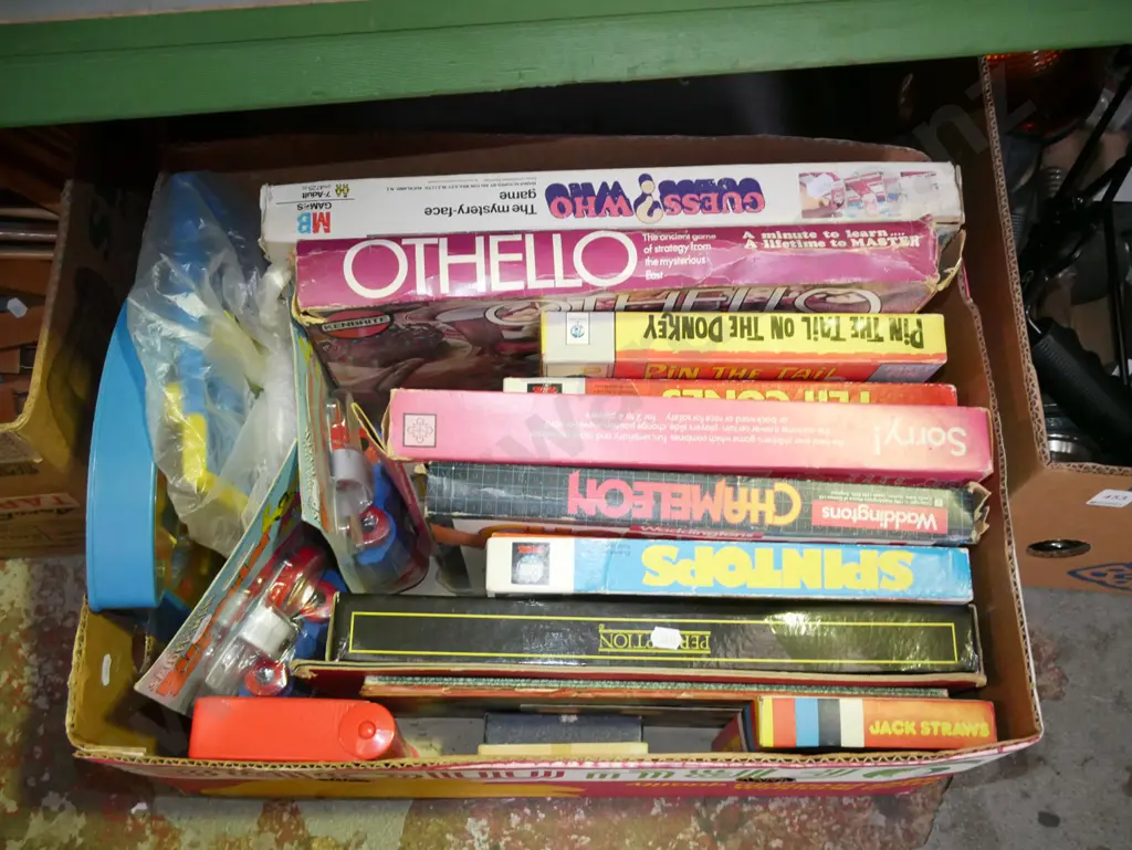 box of games Image 1++