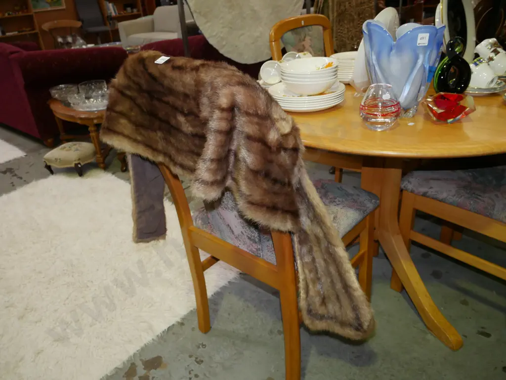 fur stole Image 1++