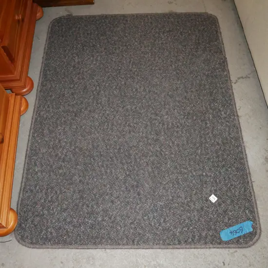 edged grey floor mat L-1270 W-960