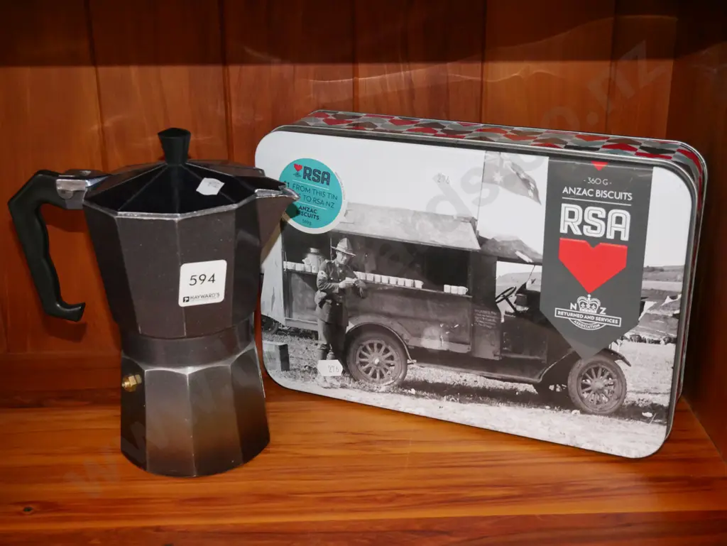 RSA biscuit tin, cofffee maker Image 1++