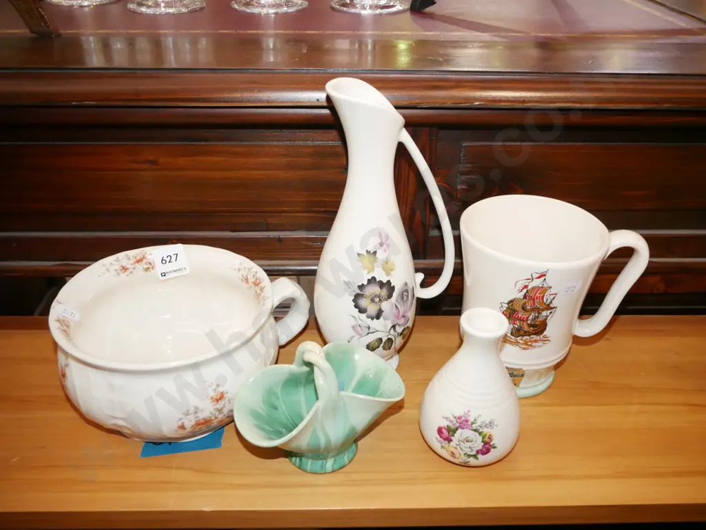 small floral pot, ceramic basket, vases, beer mug Image 1++