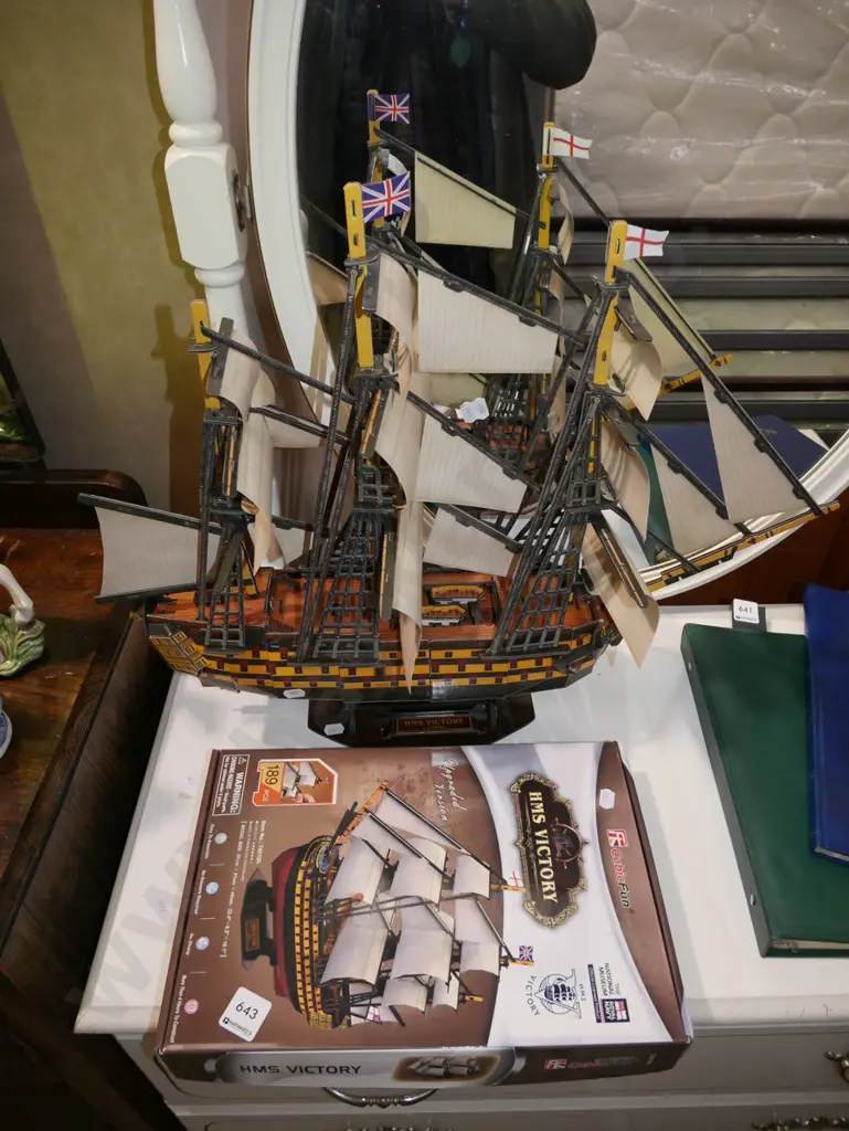 HMS Victory cardboard 3D puzzle Image 1++