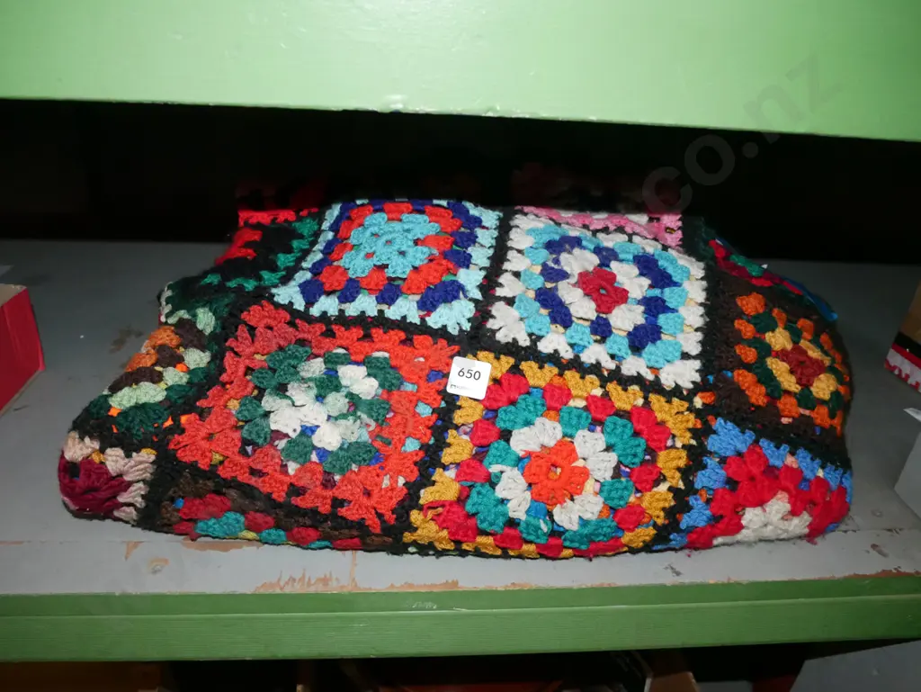 large crochet blanket Image 1++