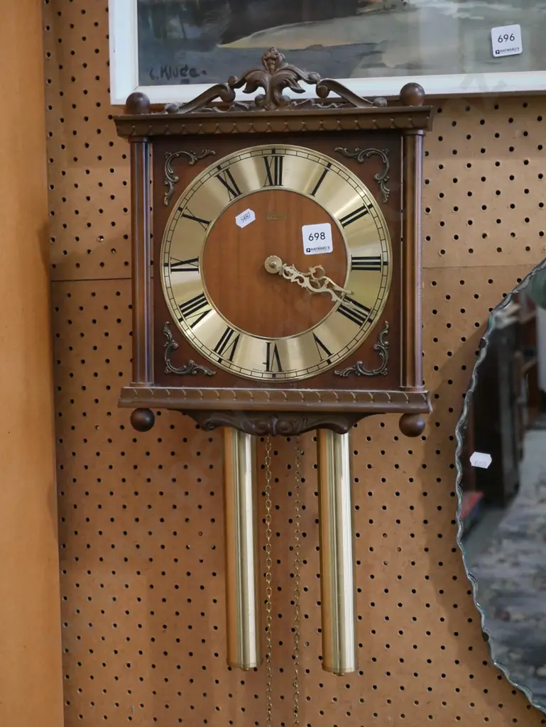 pendulum wall clock - needs attention Image 1++