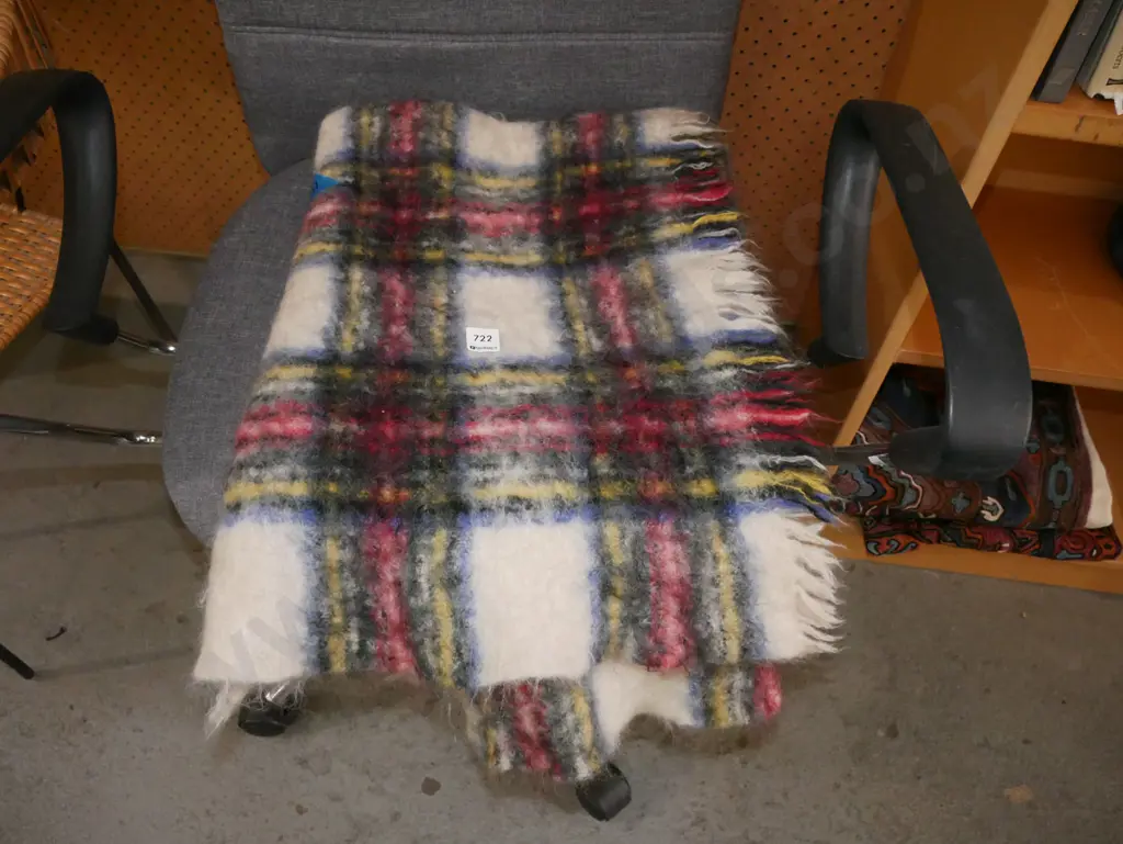 mohair checked blanket Image 1++