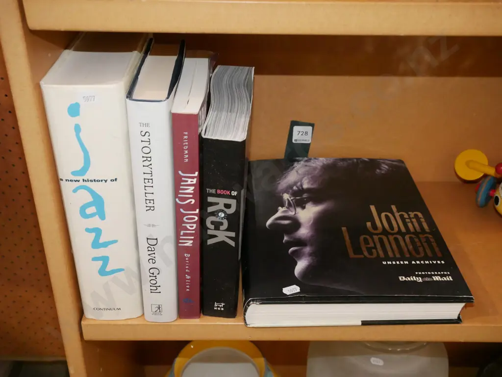 music books Image 1++