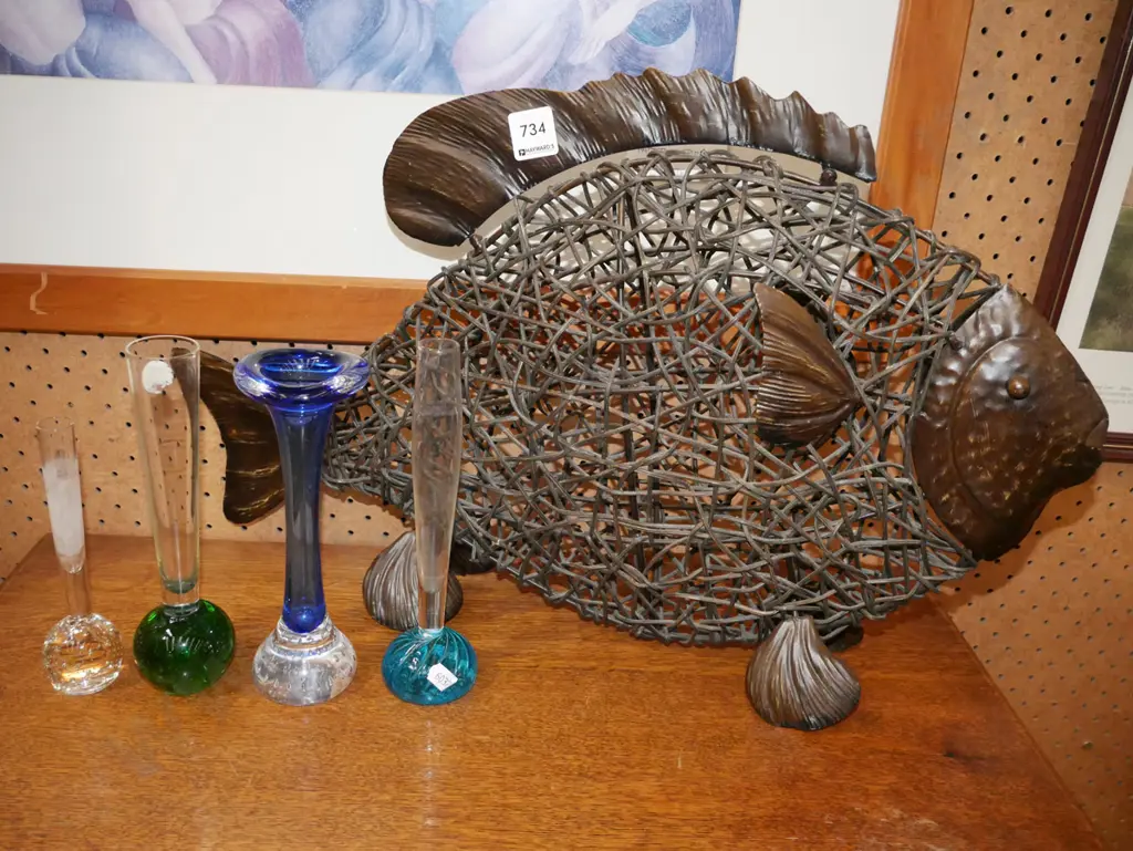 cane and metal fish sculpture H-340, 4x glass bud vases  Image 1++