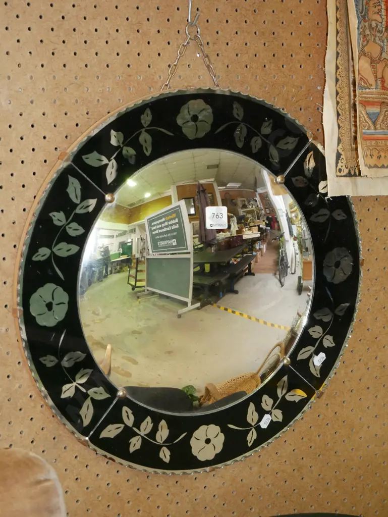 retro convex wall mirror Image 1++