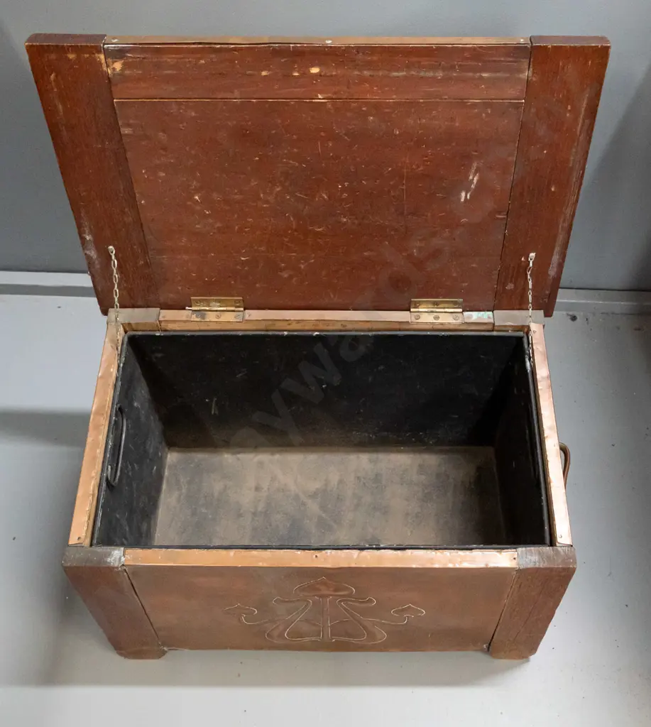 deco wood or coal bin with hinged lid, tin liner - pressed copper over oak with copper handles. Minor denting. H-350 Image 1++