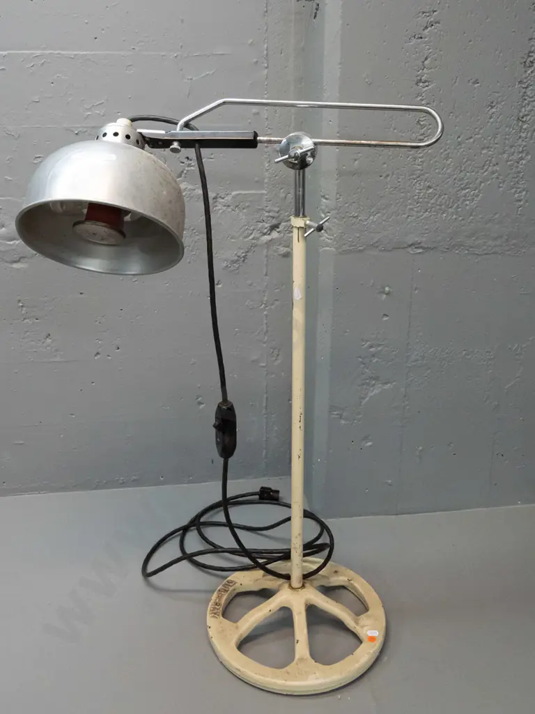 vintage "Duo Ray" infrared heat lamp on heavy industrial cast metal and chrome adjustable angle base, power cord with Image 1++