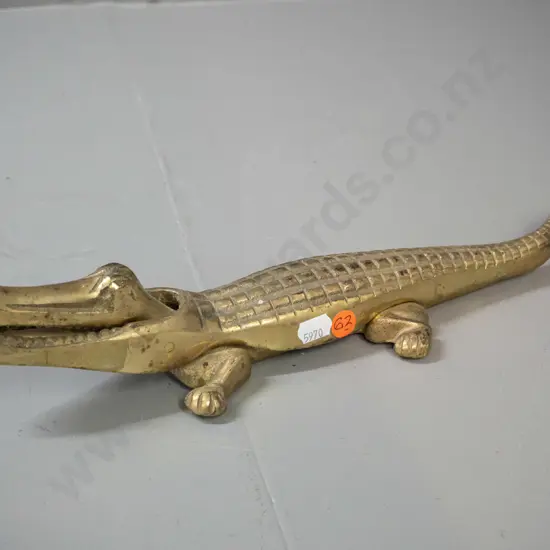 large cast brass crocodile nutcracker - minor discolouring to brass L-360
