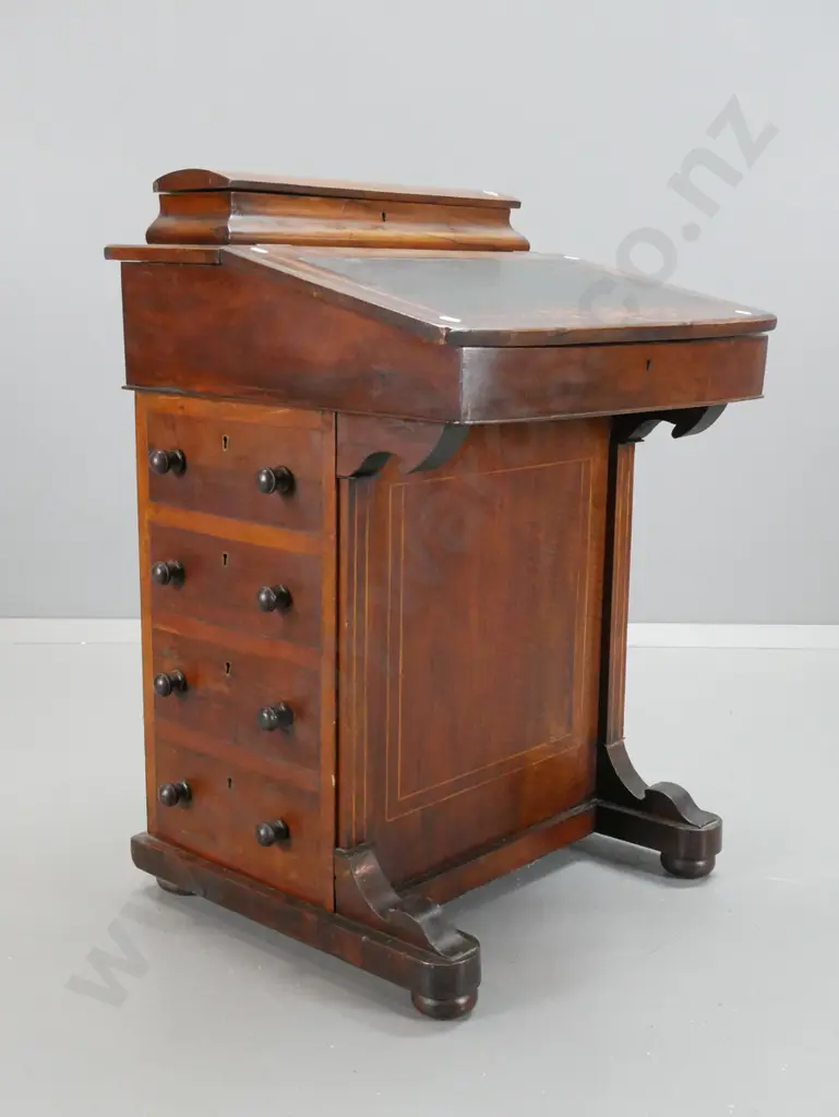 Victorian walnut Davenport desk with inlaid top & stringing to edge, lift up lidded compartment on, inlaid buckram Image 1++