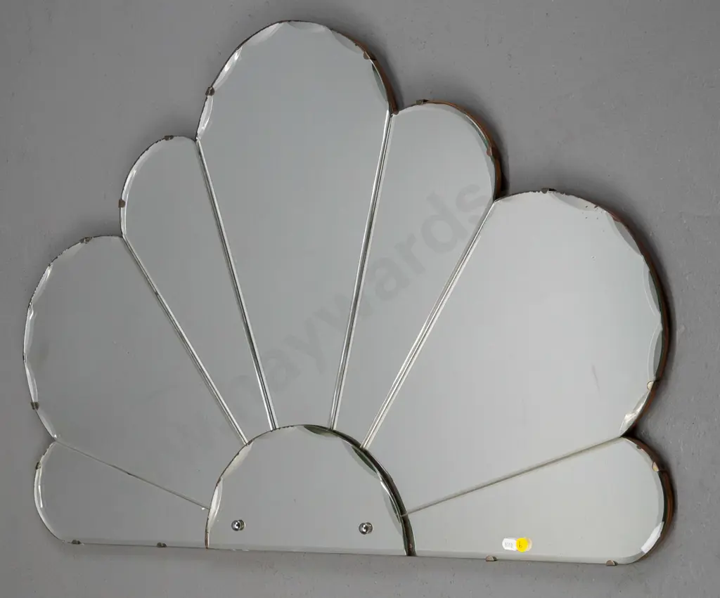 deco segmented wall mirror H-590 W-880 Image 1++