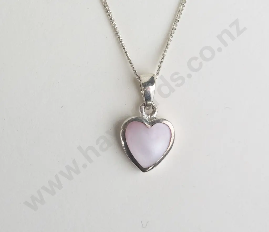 silver heart necklace chain stamped 925 Image 1++