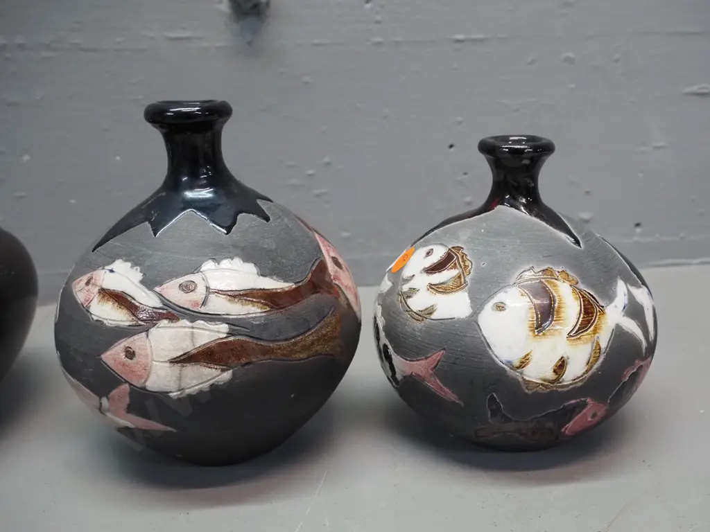 5 NZ studio pottery items - 2 bottle vases marked B. Jones, vase w/Phyllis Smith Port Chalmers / Careys Bay label, small Image 1++