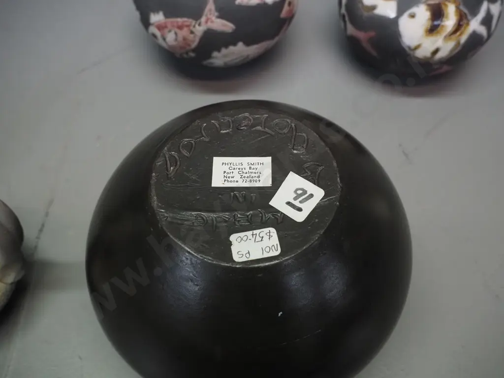 5 NZ studio pottery items - 2 bottle vases marked B. Jones, vase w/Phyllis Smith Port Chalmers / Careys Bay label, small Image 1++
