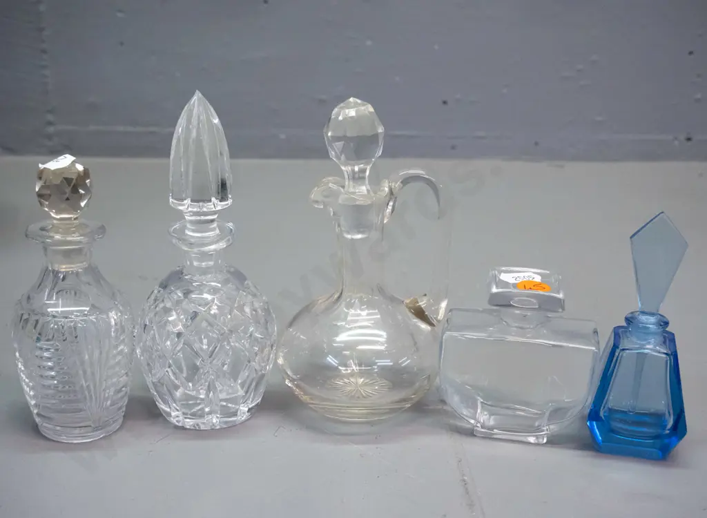 5 stoppered glass scent bottles - tallest is H-150 Image 1++