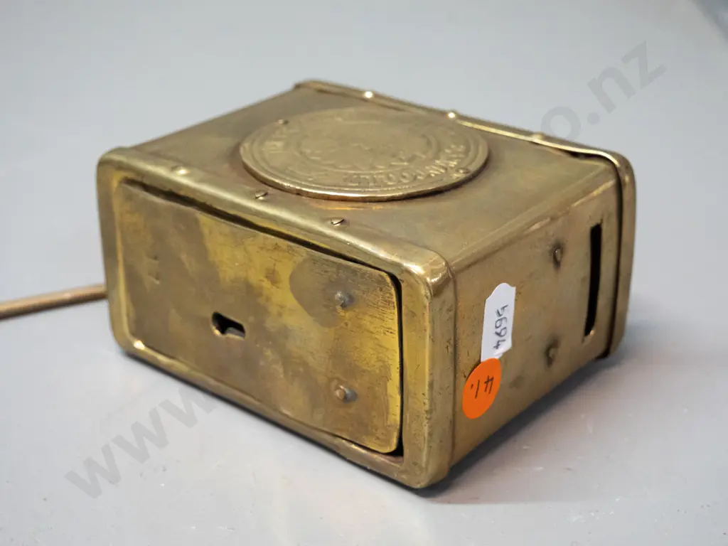 small Indian brass money box with key - medallion stamped Prabartak Trading & Banking Co. Ltd. H-80 W-105 D-50 Image 1++