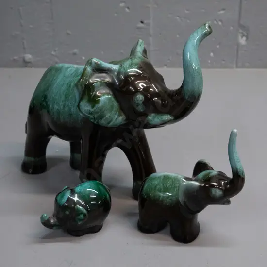 3 Blue Mountain teal pottery elephants - large H-200 L-240 and 2 smaller