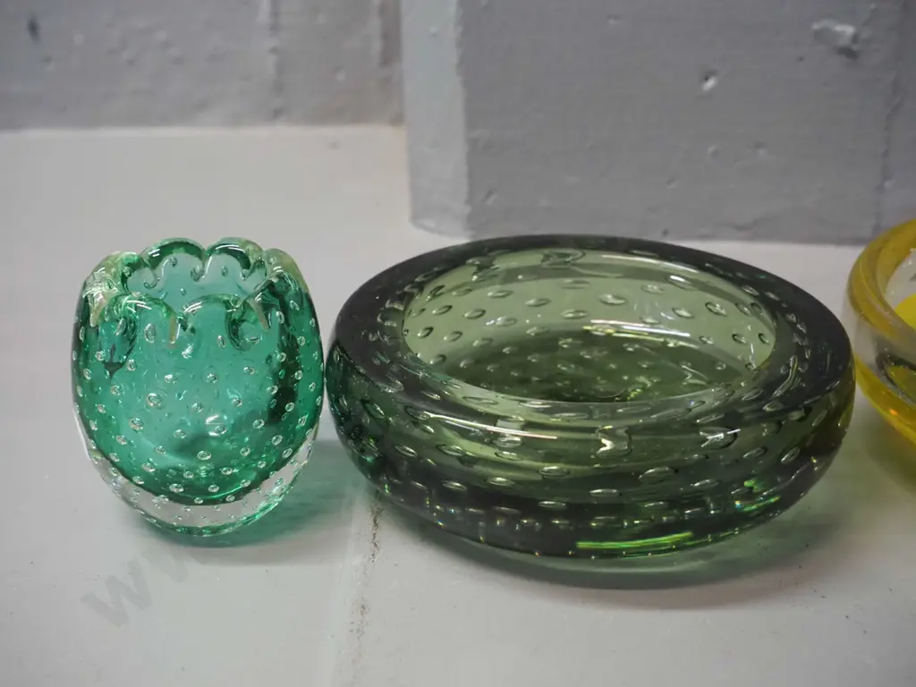 3 pieces of art glass - small vase and 2 dishes, 2 are bubble glass, yellow swirl dish is Diameter 170 Image 1++