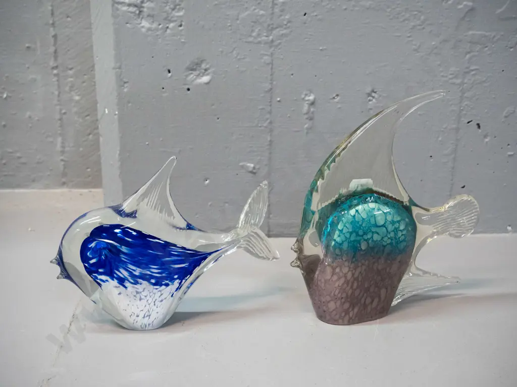 2 art glass fish ornaments - larger is H-190 L-160 Image 1++