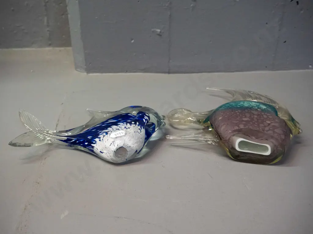 2 art glass fish ornaments - larger is H-190 L-160 Image 1++