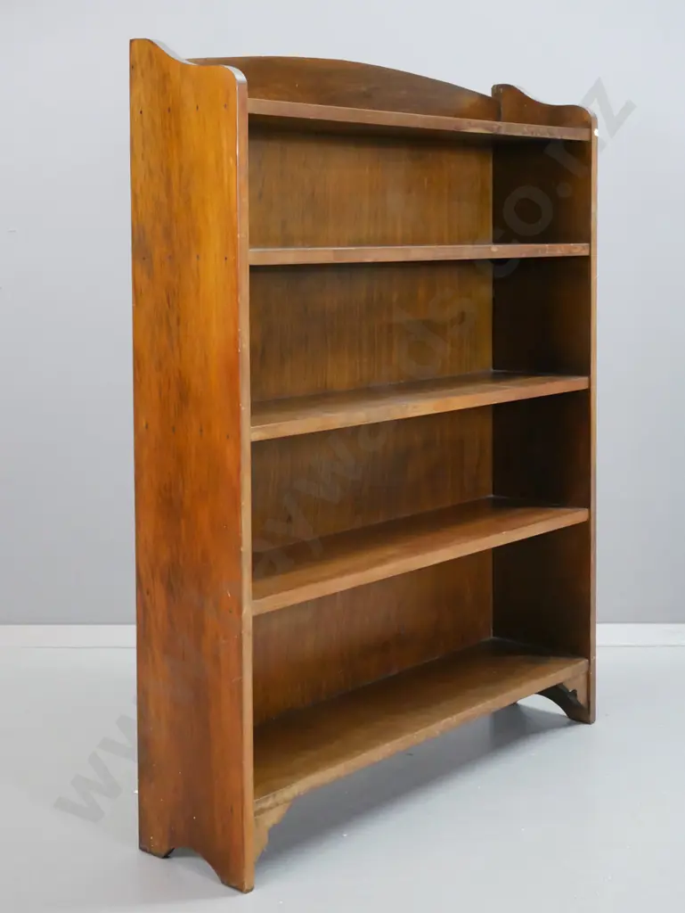 vintage rimu and beech 5-shelf bookcase with shaped top - some scratches, wear to surface H-1170 W-900 D-220 Image 1++