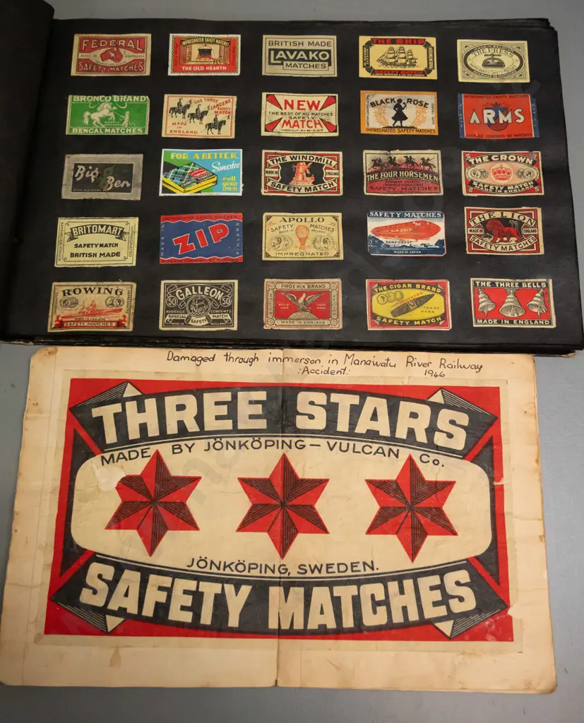 2 albums of pasted in matchbox labels and photographs of matchbox collectors, overall age wear - larger one H-260 W-390 Image 1++