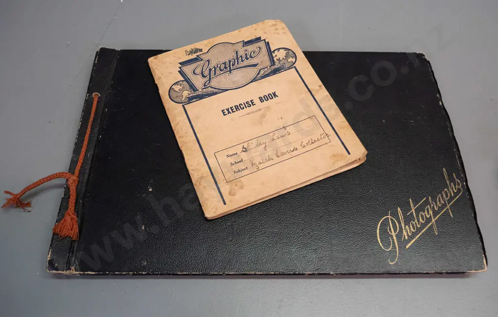 2 albums of pasted in matchbox labels and photographs of matchbox collectors, overall age wear - larger one H-260 W-390 Image 1++