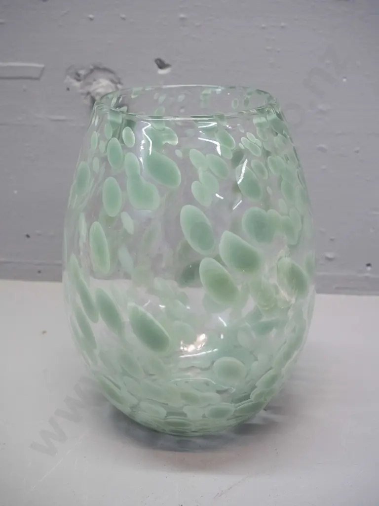 art glass vase - mottled light green & clear H-230 D-160 Image 1++