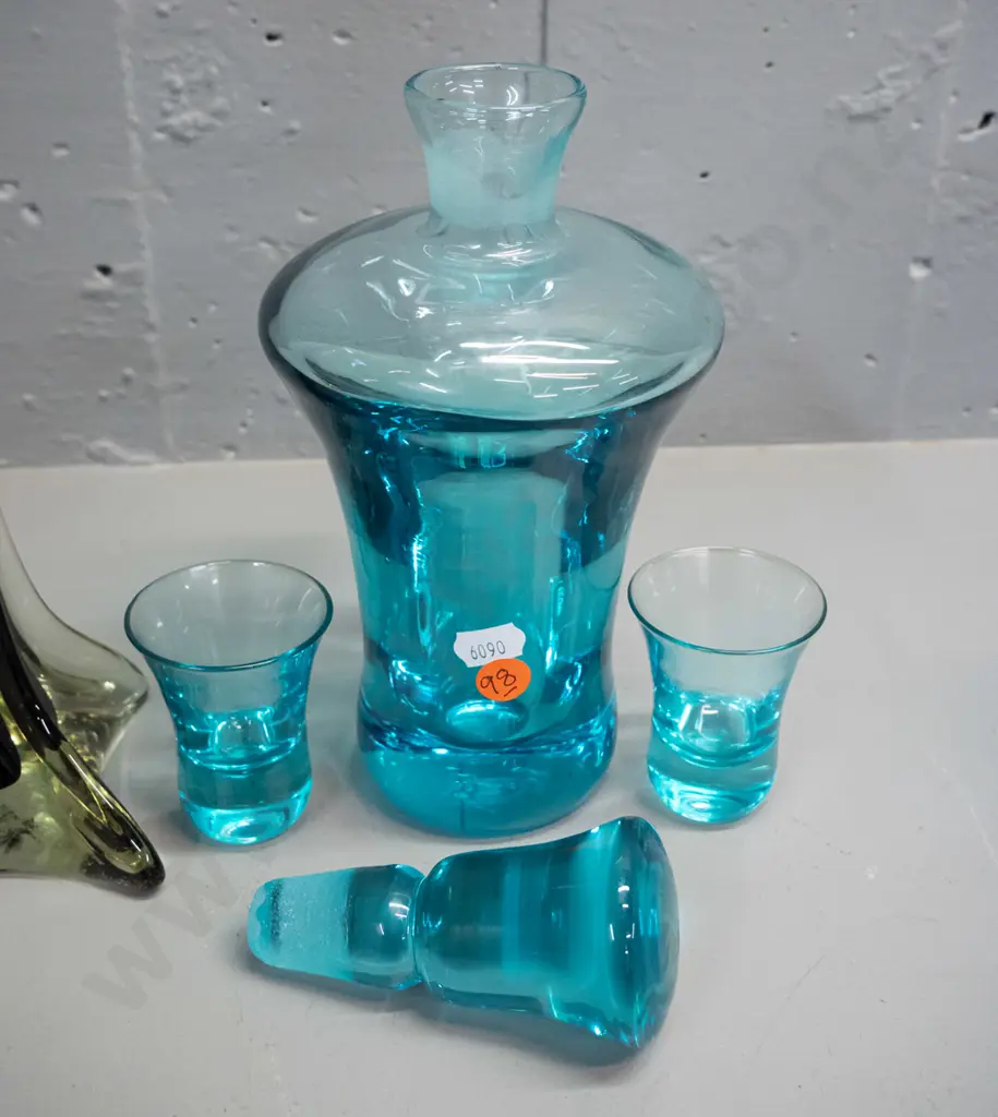 art glass aqua blue heavy-base decanter with 2 liqueur glasses and a retro tall tapered green / black vase H-400 Image 1++