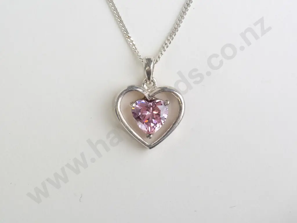 silver heart necklace with pink stone chain stamped 925 Image 1++