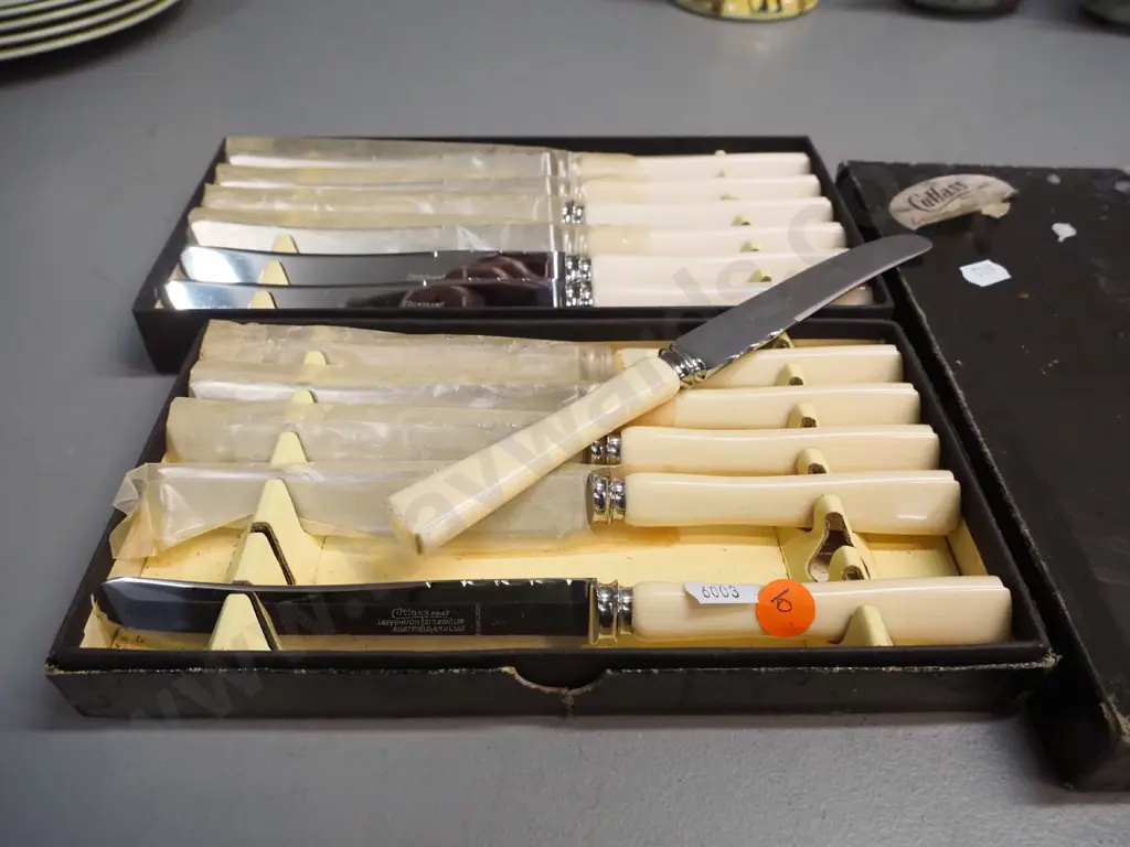 Leppington Cutlers Sheffield - 2 boxed sets of 6 bone handled knives, dinner and dessert size, with notched ends design. Image 1++