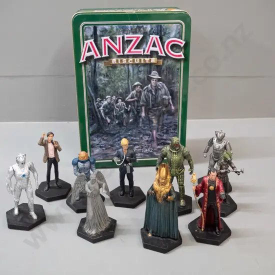 10 BBC 50th Anniversary Dr. Who 1:21 scale character figures with hexagonal bases, no boxes, all marked 2012 or 2013,
