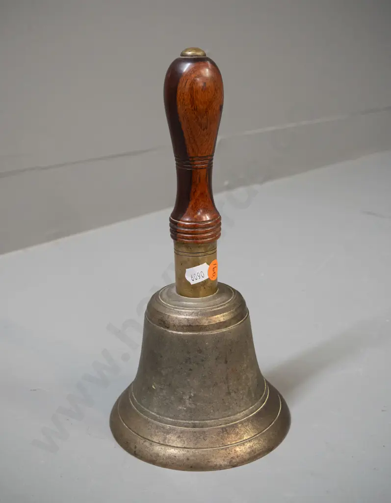 vintage cast brass hand or school bell with timber handle L-250 Diameter 130 Image 1++