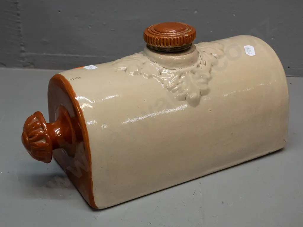 vintage salt-glazed hot water bottle - marked "3H" no other maker's marks. H-160 L-300 Image 1++