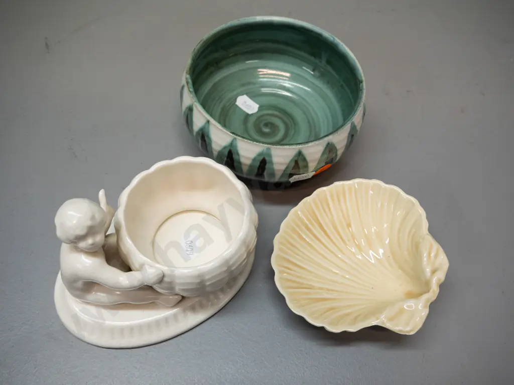 Temuka shell dish, Hanmer pottery bowl H-60 D-125 and a Sylvac figural trinket / bowl Image 1++